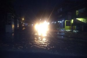 Bangunan Ambles, Satpol PP Tersetrum! Banjir Rendam Ratusan Rumah di Padang Sidempuan