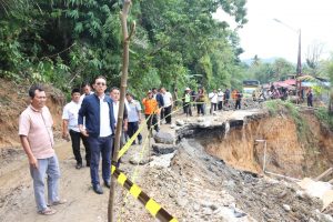Jalan Nasional di Tapsel Amblas, Bupati Gus Irawan Minta Pemerintah Pusat Turun Tangan